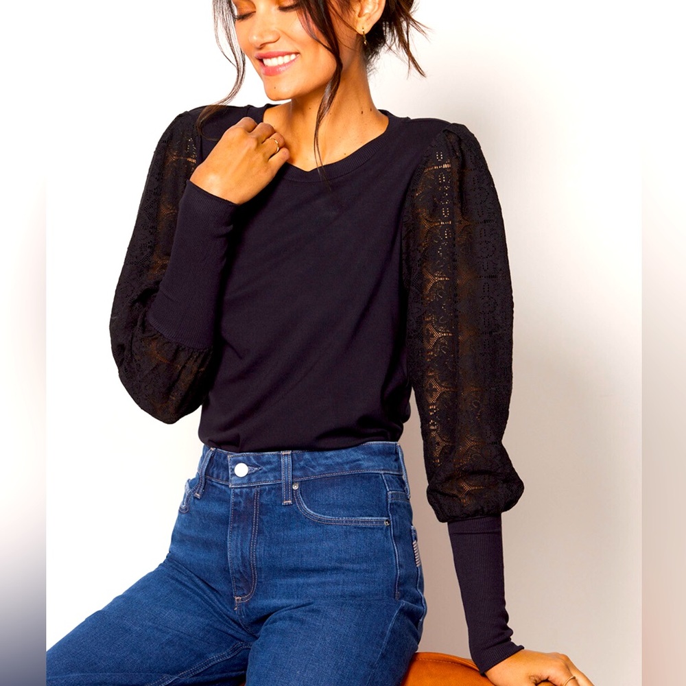 Evereve Black Lace Puff-Sleeve Sweatshirt
